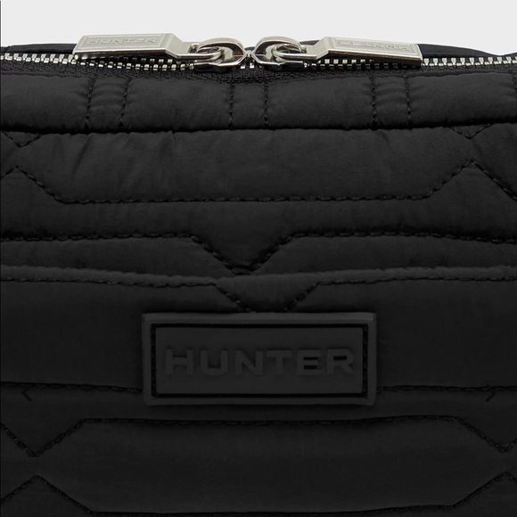 HUNTER Water-resistant Crossbody Bag - Picture 4 of 7